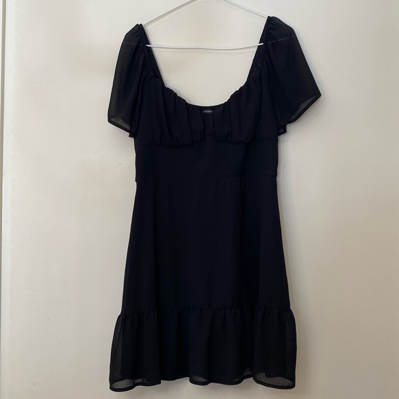 Dynamite Eliana black dress in medium - Picture 1 of 4